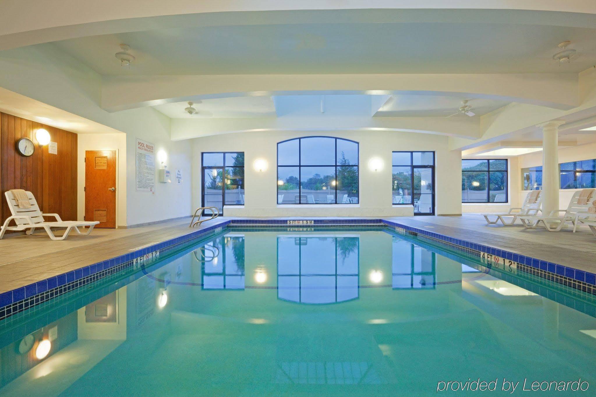 Boston - & Conference Center By Ihg 3* Dedham