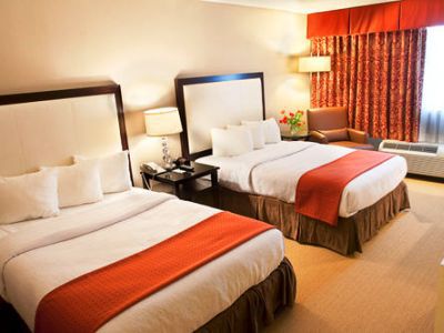 Hotel Holiday Boston - & Conference Center By Ihg