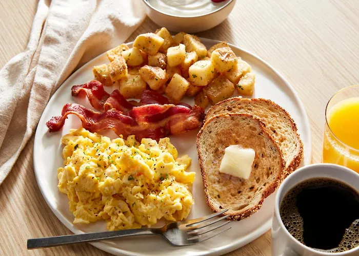 Holiday Inn Boston - Dedham Hotel & Conference Center By Ihg
