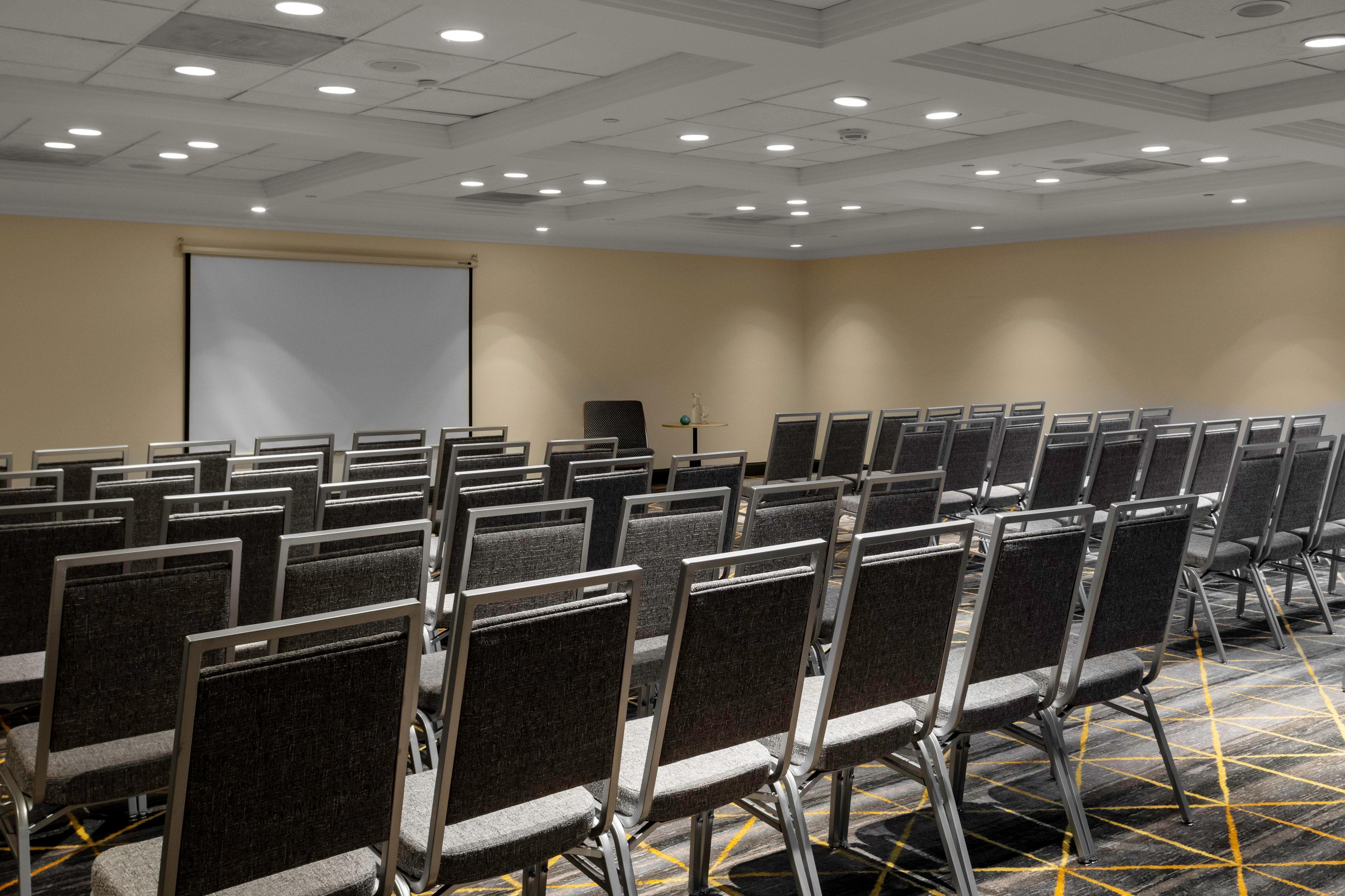 Holiday Boston - & Conference Center By Ihg Hotel Dedham