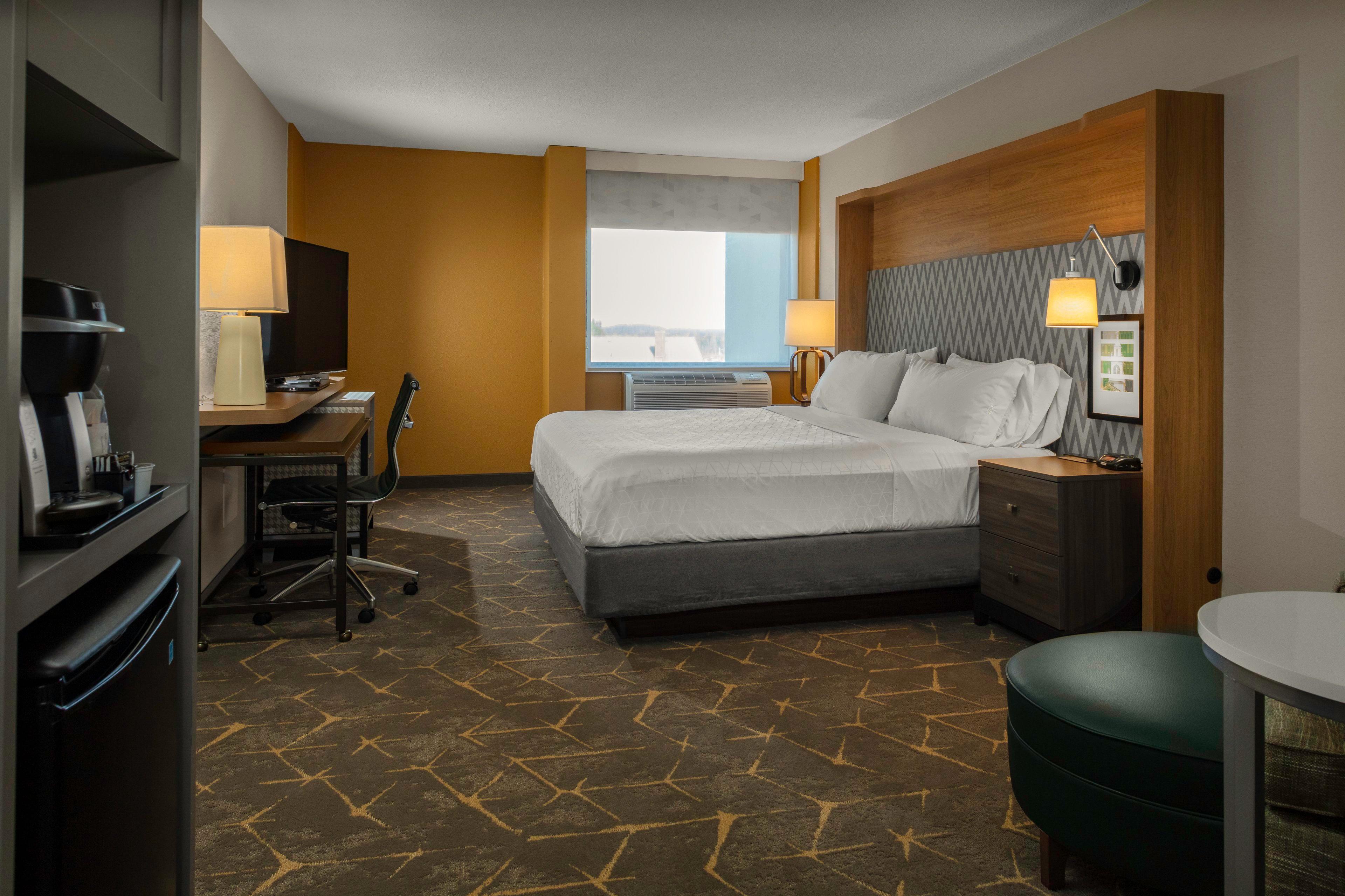 Boston - & Conference Center By Ihg Hotel Dedham