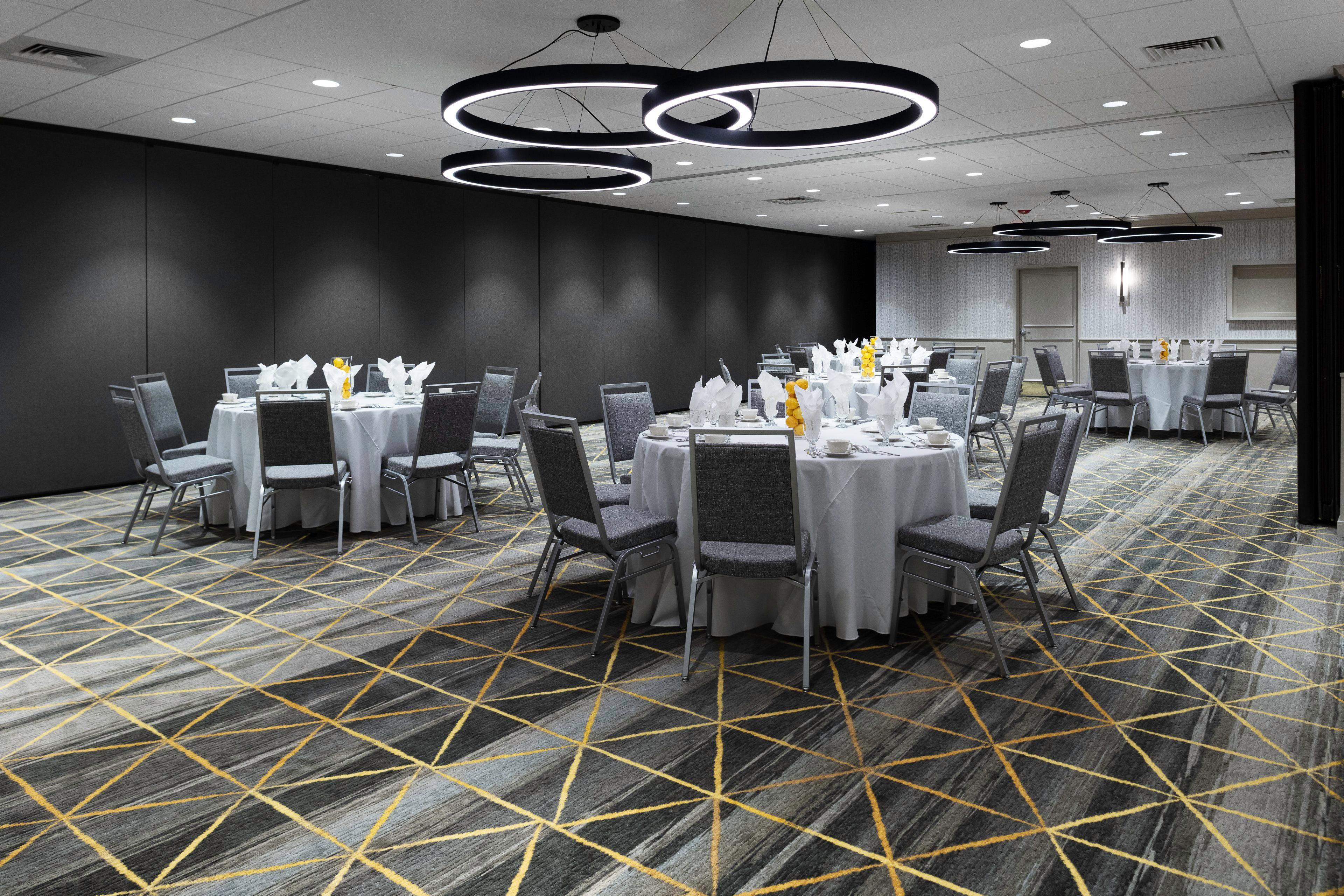 Boston - & Conference Center By Ihg Hotel